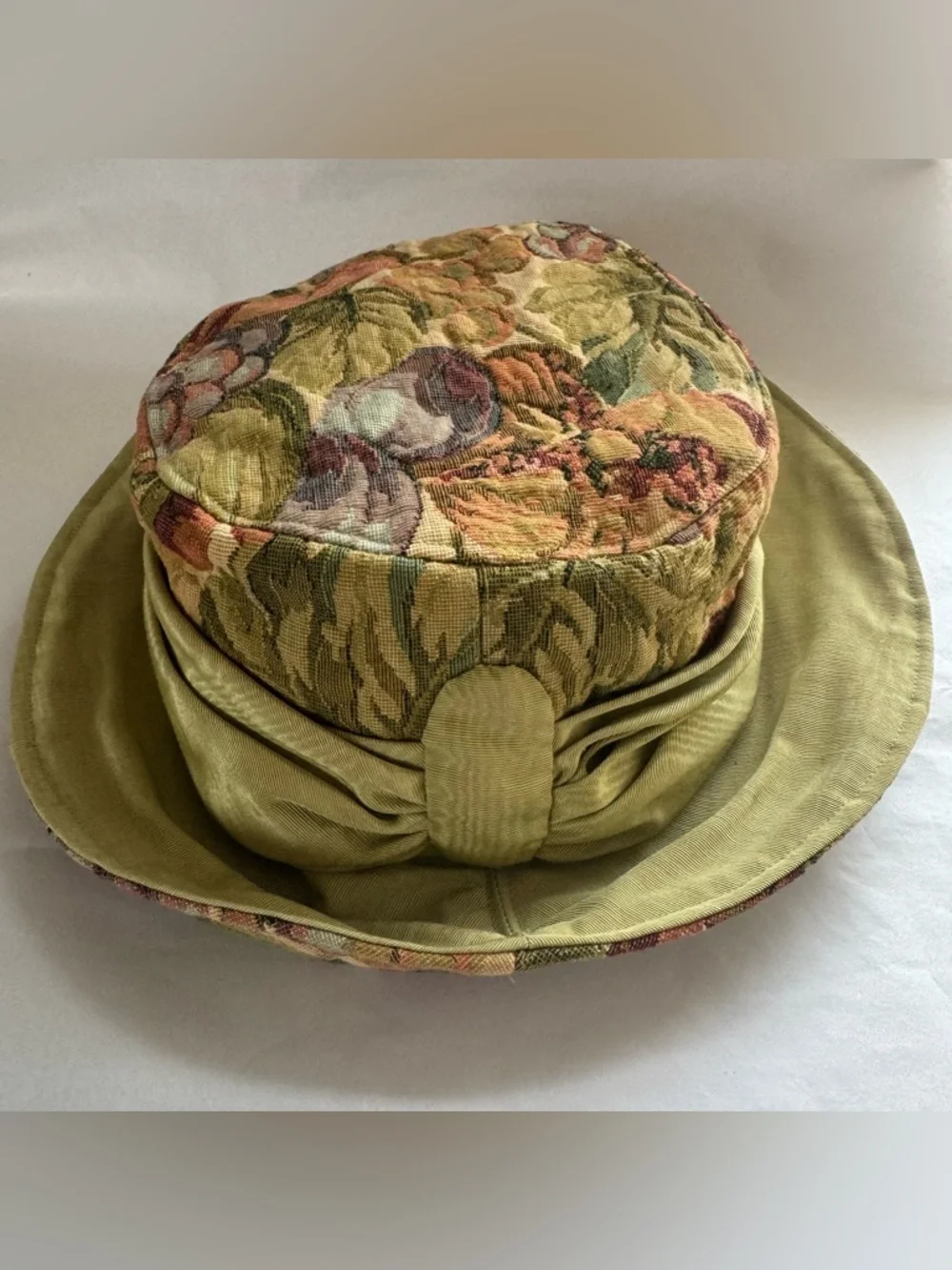 Vintage Ruth 1994 Floral Fruits Tapestry Hat Green Tea Party NY NOLA - Picture 2 of 15